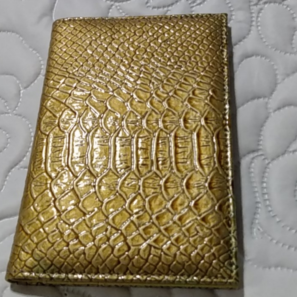 Metro-chic passport holder